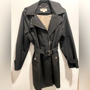 Michael Kors Belted Raincoat Rain Jacket Trench Coat with detachable hood